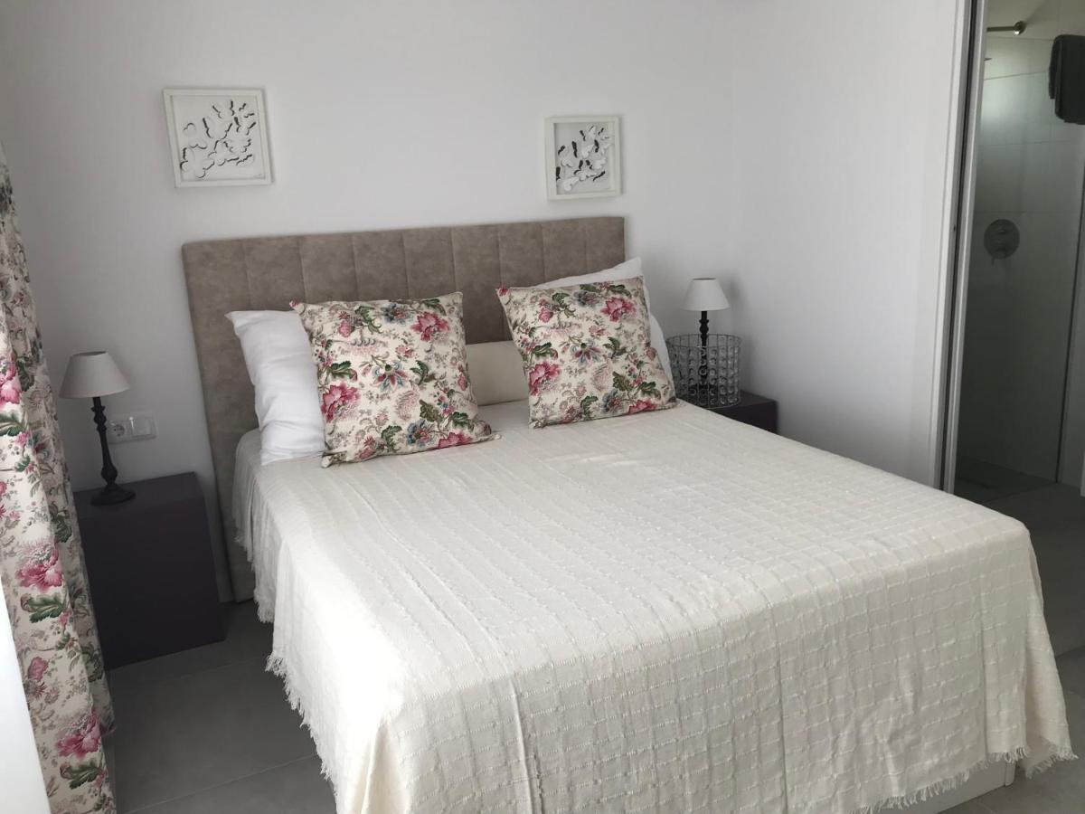 올리벨라 Campagne Luxueuse De Sitges 빌라 외부 사진